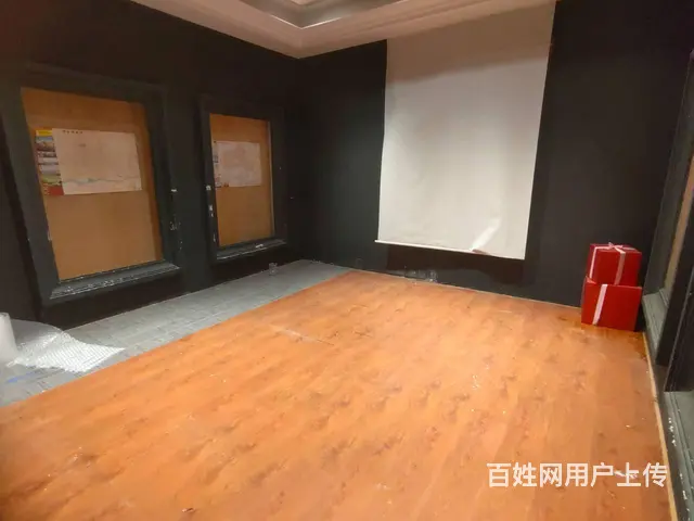 低价出租商业圈繁华位置大门头临街商铺 - 图片 8