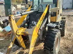 装载机，