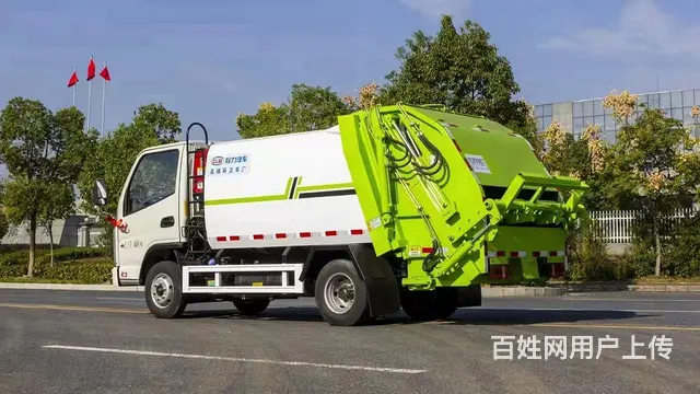 凯马垃圾车4-6方 压缩垃圾车市政环卫车 价格低廉可分期手续 - 图片 6