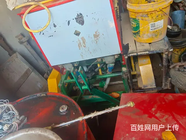 便宜处理花生收割机，504拖拉机，四不像，农机具 - 图片 1