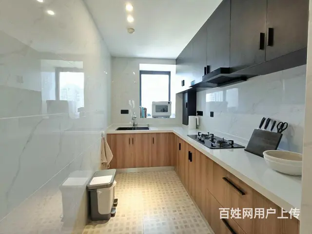 思北 顶峰鹭江一号 南北精装三房 多套出租 大同小 户型方正 - 图片 3