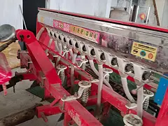 小麦播种机