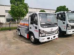 东风2吨蓝牌油罐车加油车  c证可驾驶市区可行