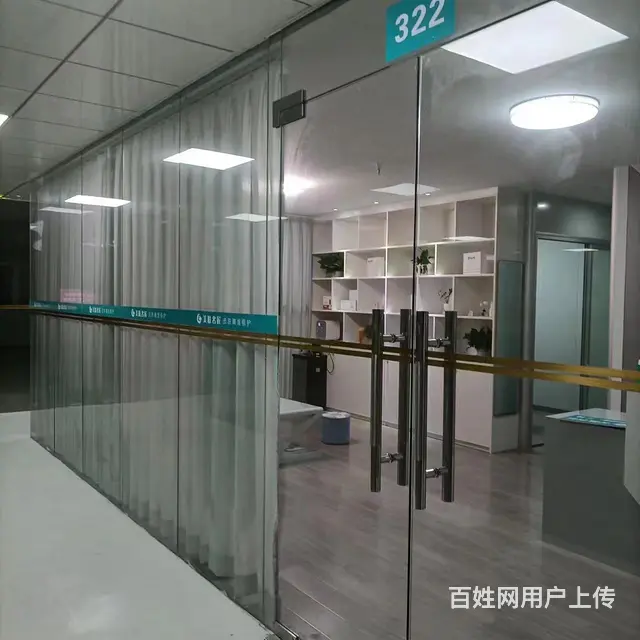 【搞定了！】新香洲临街105平美容院出租 - 图片 1