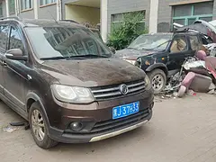 东风小康 风光 2015款 风光360 1.5 手动 豪华型