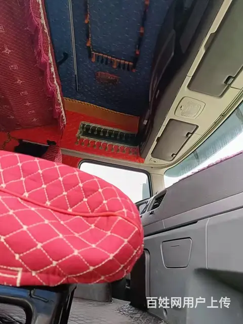 国五东风天龙560双驱轻体牵引车 - 图片 4