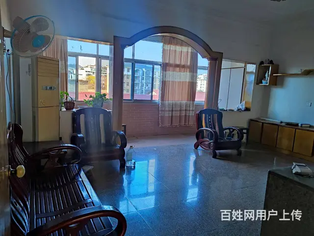 上高供电大院4楼简装大三房无暗房间带大地下室院子好上学方便 - 图片 1