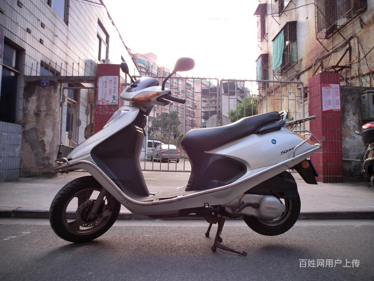 出铃木之鹰高配125小公主,带合格证发票,附带防盗