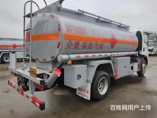 楚胜厂家直销5吨油罐车 一汽解放降价处理 - 图片 4
