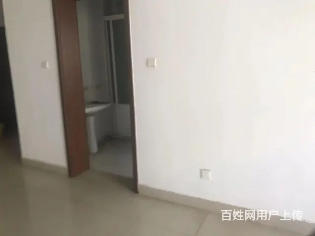 东景新村房租出租，带车库 - 图片 2