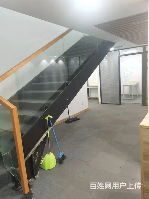 精装写字间出租 - 图片 2