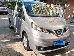 16年日产NV200