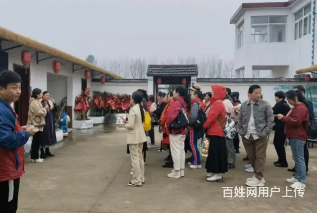 附近人流量大 生意好做 交通便利 位置优越 - 图片 3