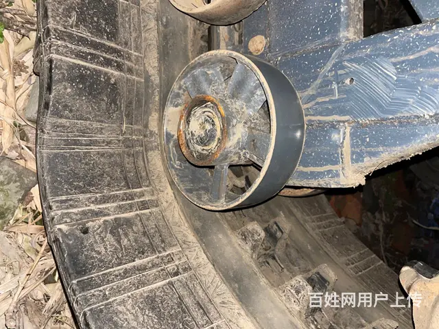 诚心出售工作小时少一手沃得新款收割机 - 图片 4