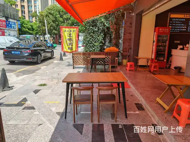 5089（爆铺网）同德广场旁餐饮小吃店转让 - 图片 3