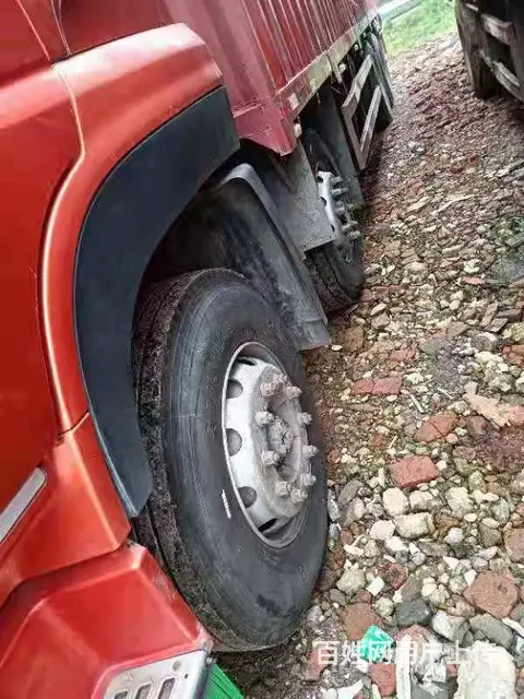 15年6月前四后八厢式车315马力东风天龙 - 图片 7