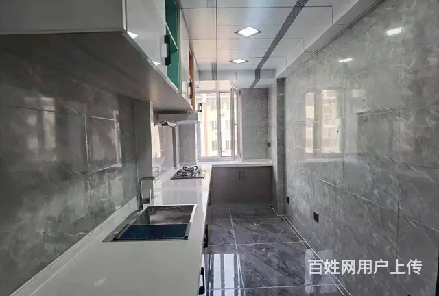 太和超市水墨林溪西郡5楼不顶55平南北通新装修地暖可贷款！ - 图片 4