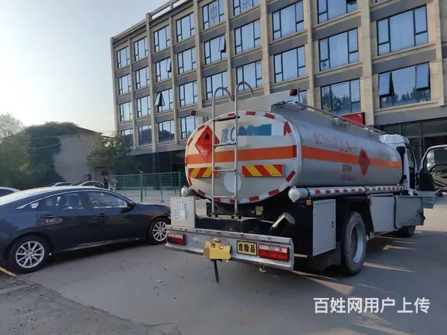 二手东风8吨油罐车加油车带手续转让 - 图片 3