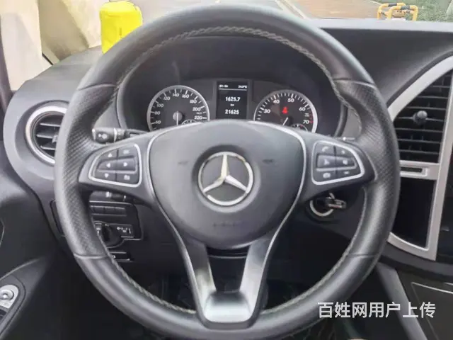 奔驰 威霆 2019款 2.0T 手自一体 商务版7-9座 - 图片 3
