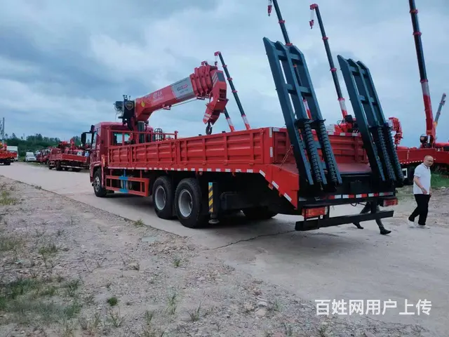 东风华神单桥随车吊徐工8吨随车吊分期零首付 - 图片 3