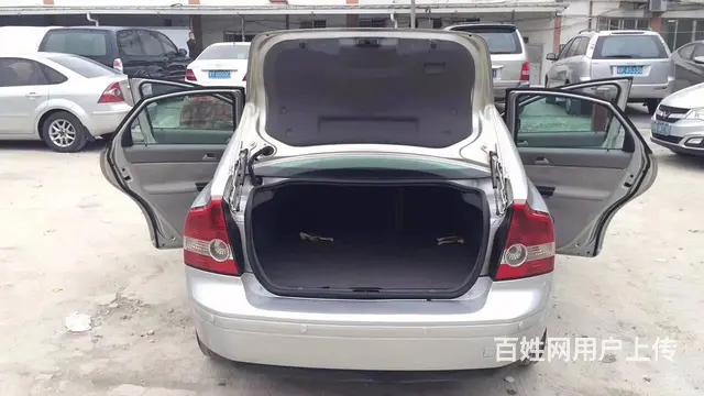 沃尔沃S40 2006款 2.4i 手自一体 - 图片 8