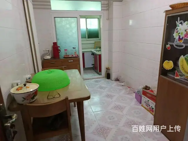 黄河路与六峰路交汇处 二室二厅92平米 简单装修 - 图片 2