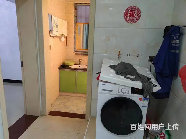 上高镜山口芙蓉佳苑三楼清爽三房家具家电全配拎包入住停车方便 - 图片 8