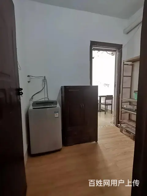 夏美路二房一厅出租，1700元/月，要求女生居住，​‌‌​ - 图片 1