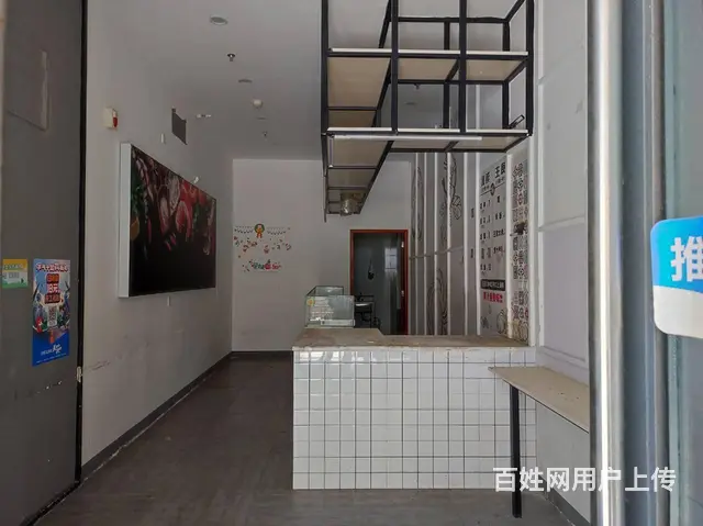 （51旺铺推荐）远大购物广场二楼83平出租 - 图片 6