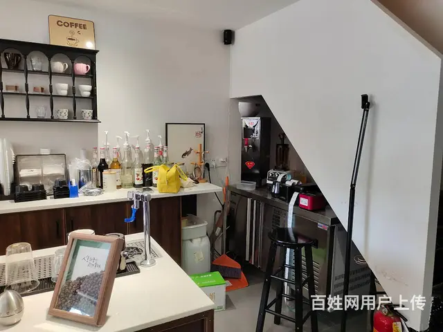 （老板本人）奥林匹克花园停车场出入口咖啡馆优价转让 - 图片 2