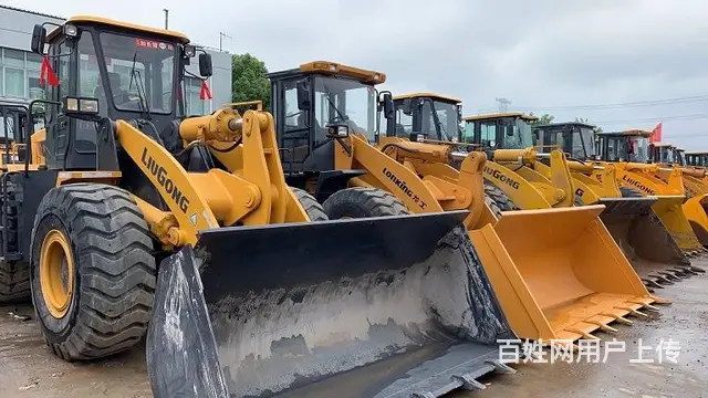 3050装载机 正月优惠大  品牌多性能好的图片