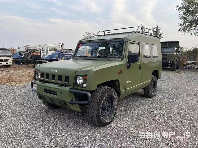 二手四驱越野车勇士越野车的图片