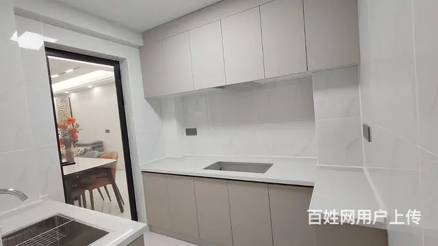 地铁口全新精装三房，星沙核心位置 - 图片 7