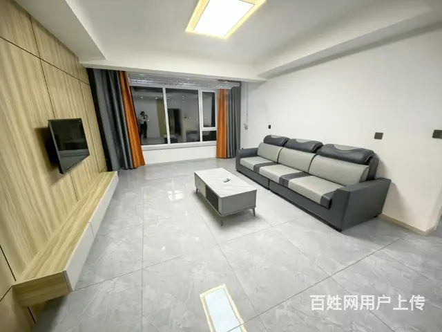 三室万达水岸华城芙蓉园，电梯9楼120平精装 - 图片 1
