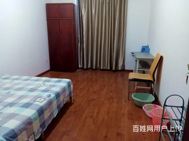 自己出租大单间大学城实力锦城 - 图片 1