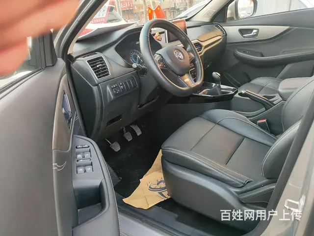 风光 2019款 风光S560 1.8 手动 都市7座 - 图片 8