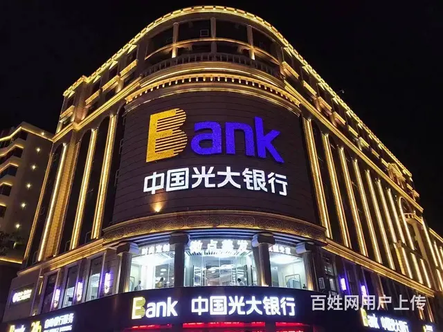 （51旺铺推荐）解放路步行街480平美容美发店转让 - 图片 1