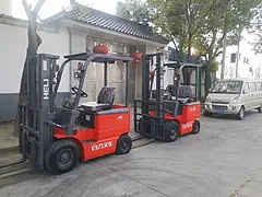 仓库3米自由门架合力3吨二手叉车出售带手续