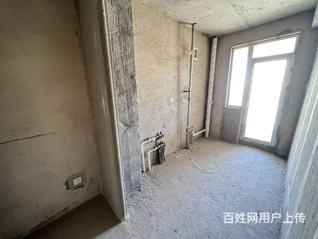 大唐荣成！房本满二毛坯房全小区就一户110平46万 - 图片 9