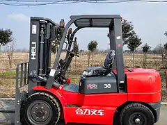 急售3吨自动挡合力二手叉车 手续齐全包邮到家因环保