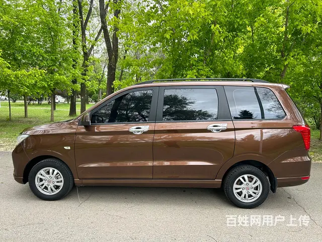 差几天2022年新款五菱宏光s.5座 - 图片 3