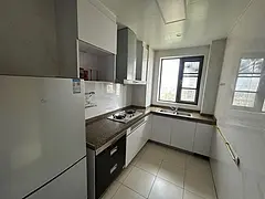 恒大御府 4室2厅2卫 南北通透 精装修 电梯房