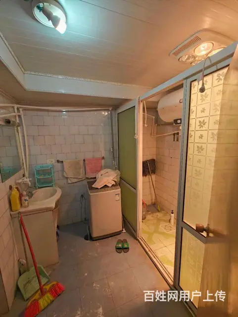 洪南路化肥厂宿舍4楼三房出售证件齐全单价两千多楼下可停车 - 图片 3