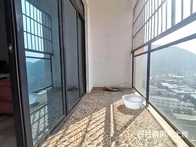 盛世华都三室两厅两卫首付10个万看房钥匙停车方便产证齐全 - 图片 2