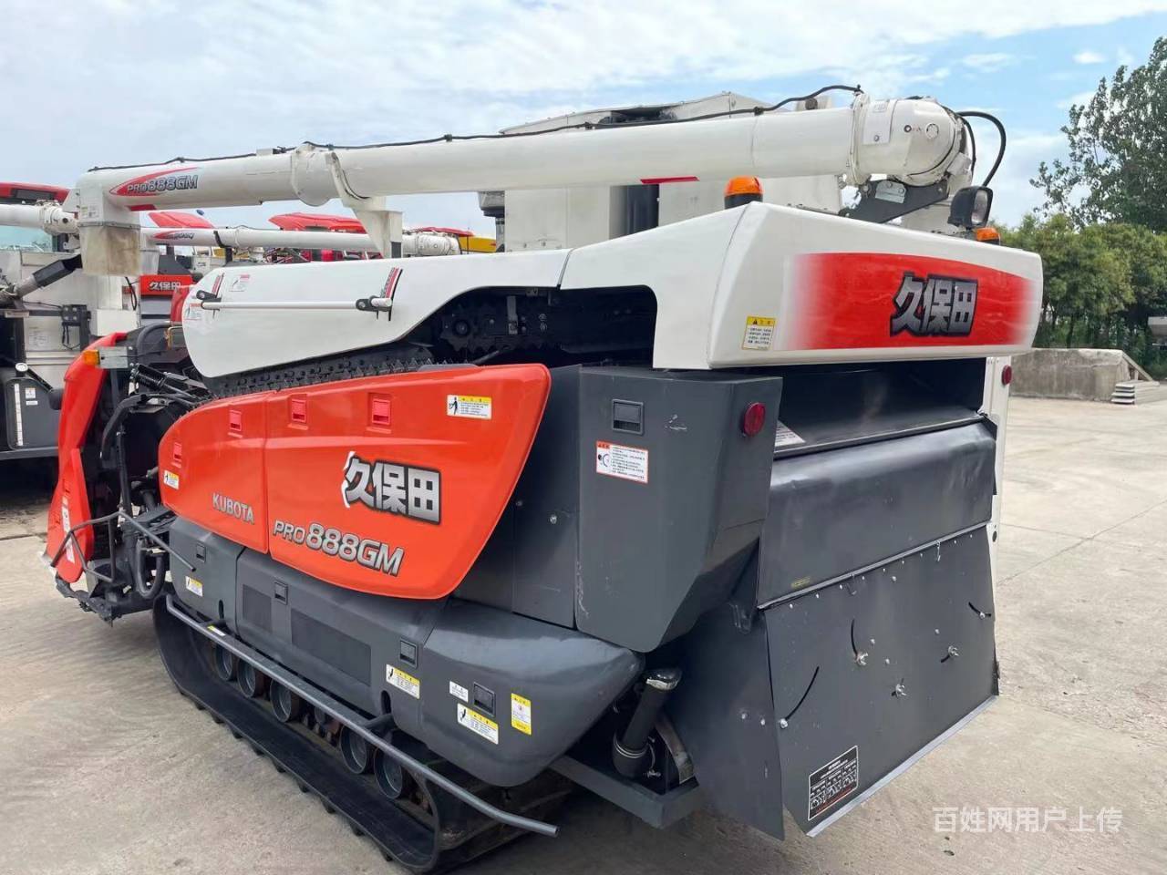 18年久保田888,车况精品,价格面议,欢迎咨询