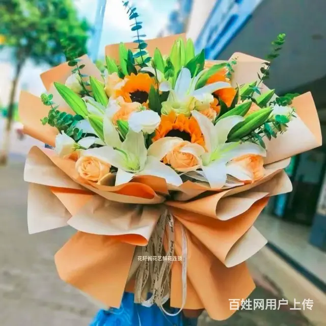 合肥庐阳区银泰中心步行街三孝口24小时营业送花鲜花 - 图片 2