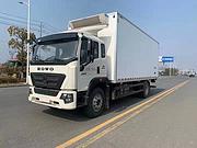 重汽豪沃6.8米冷藏车 厂家超低价出售 可按揭