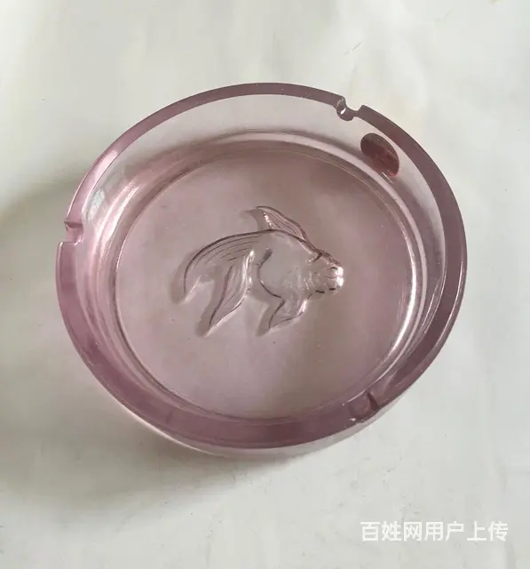 出售一对全新的充满喜庆气息的烟缸 - 图片 2