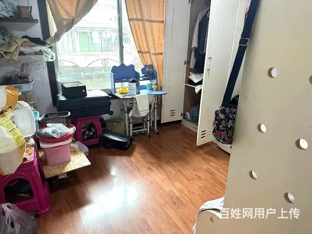 银开楼上六楼楼中楼四个卧室带楼顶花园临近一小十九小 - 图片 2