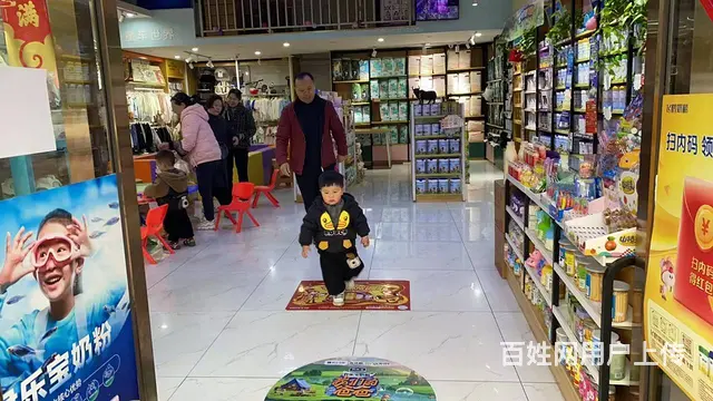 S万人社区底商双门面无行业限制铺子转让(可空转) - 图片 3